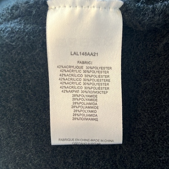 Lily Sidonio by Molly Bracken Cropped Cardigan - Picture 4 of 6